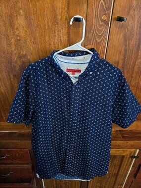 Report Collection Short Sleeve button up shirt